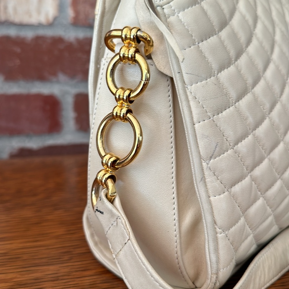 Bally Crossbody Quilted Bag Vintage White - Picture 5 of 16